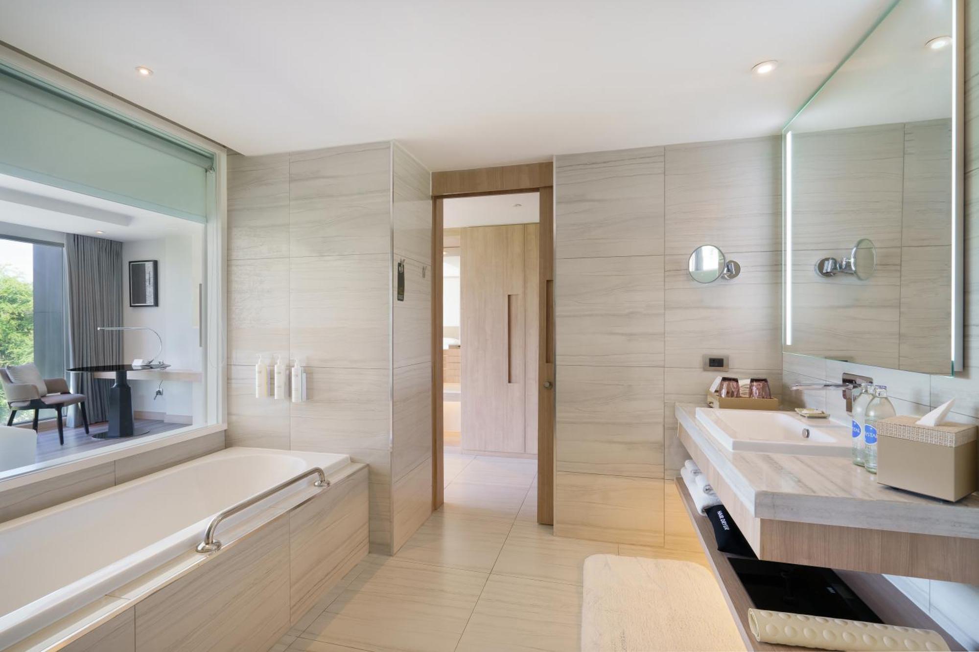 Courtyard By Marriott North Pattaya Hotell Eksteriør bilde